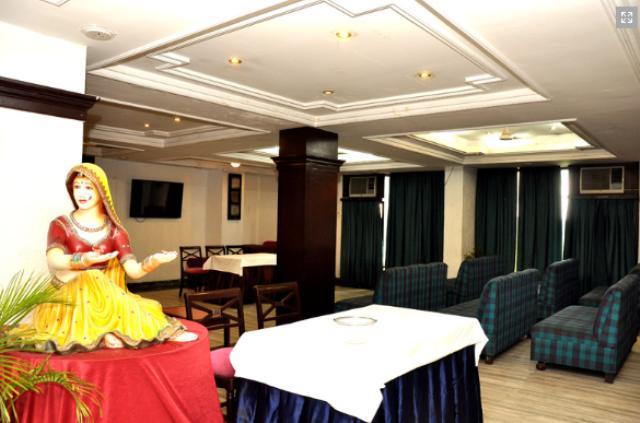 Hotel Dayal International, 贾姆谢德布尔 外观 照片