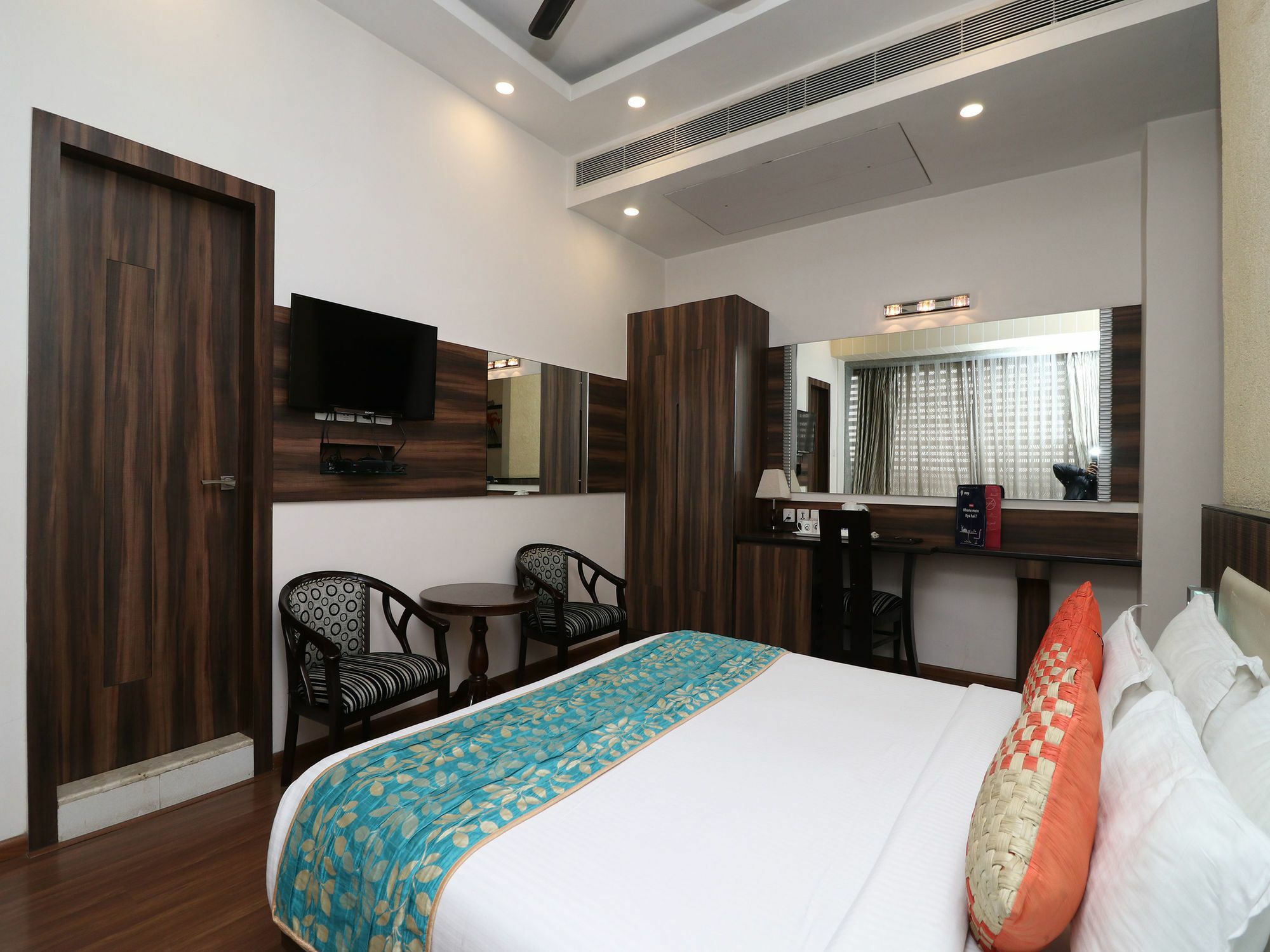 Hotel Dayal International, 贾姆谢德布尔 外观 照片