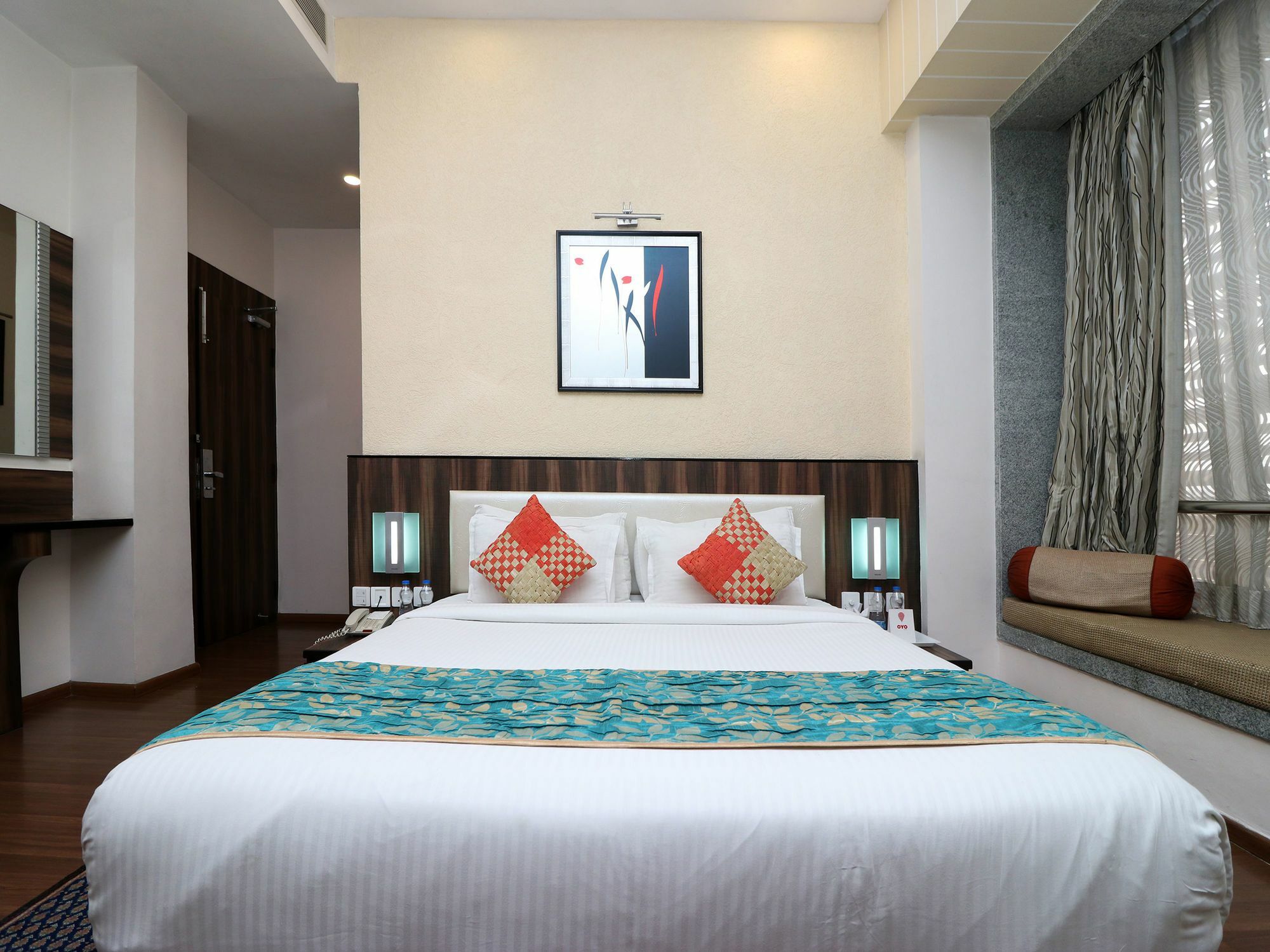 Hotel Dayal International, 贾姆谢德布尔 外观 照片